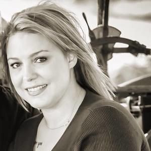 Meet your Posher, Traci